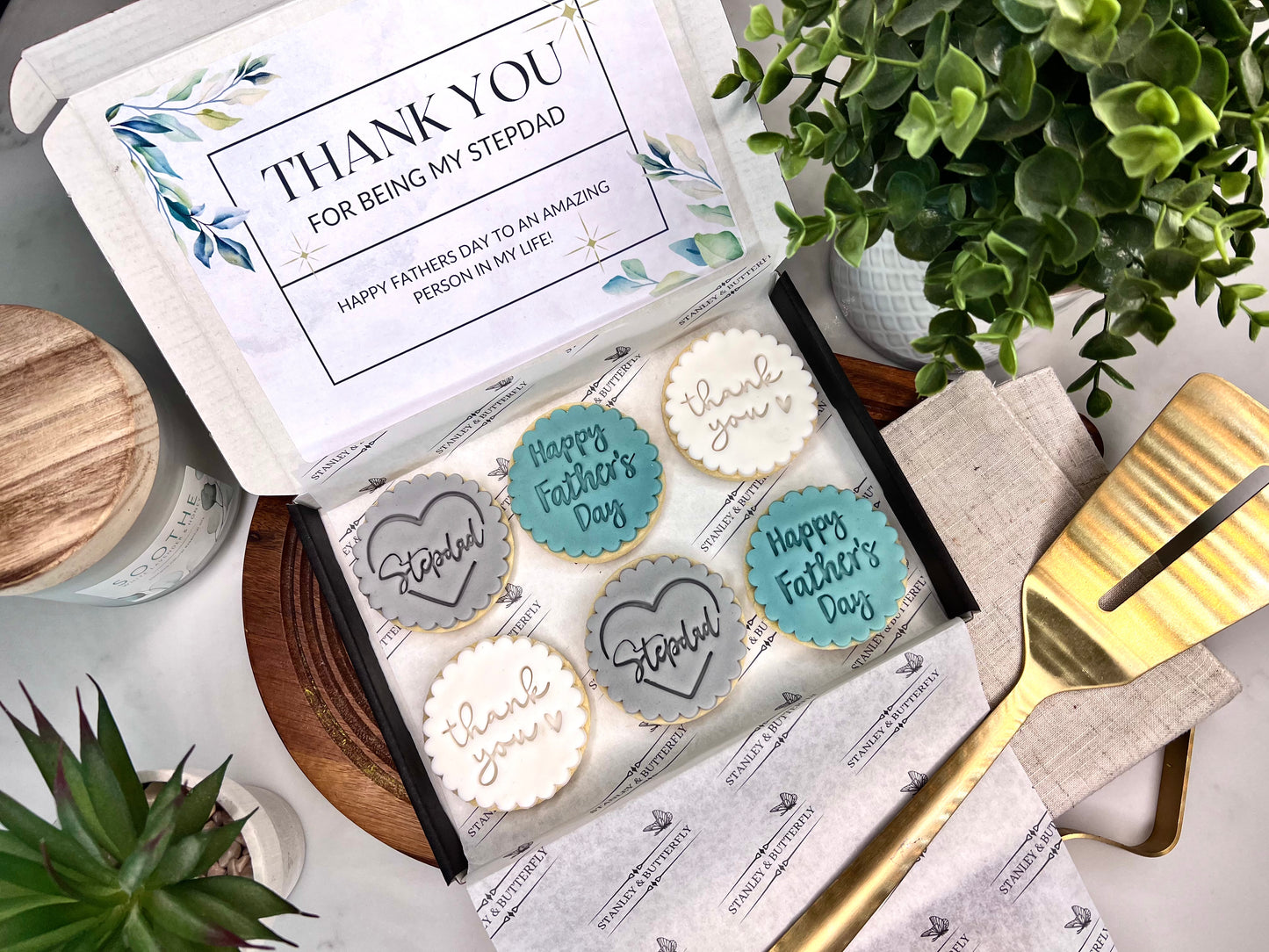 PREORDER 2024 | Bespoke Fathers Day Biscuits In Gift Box - Step Dad