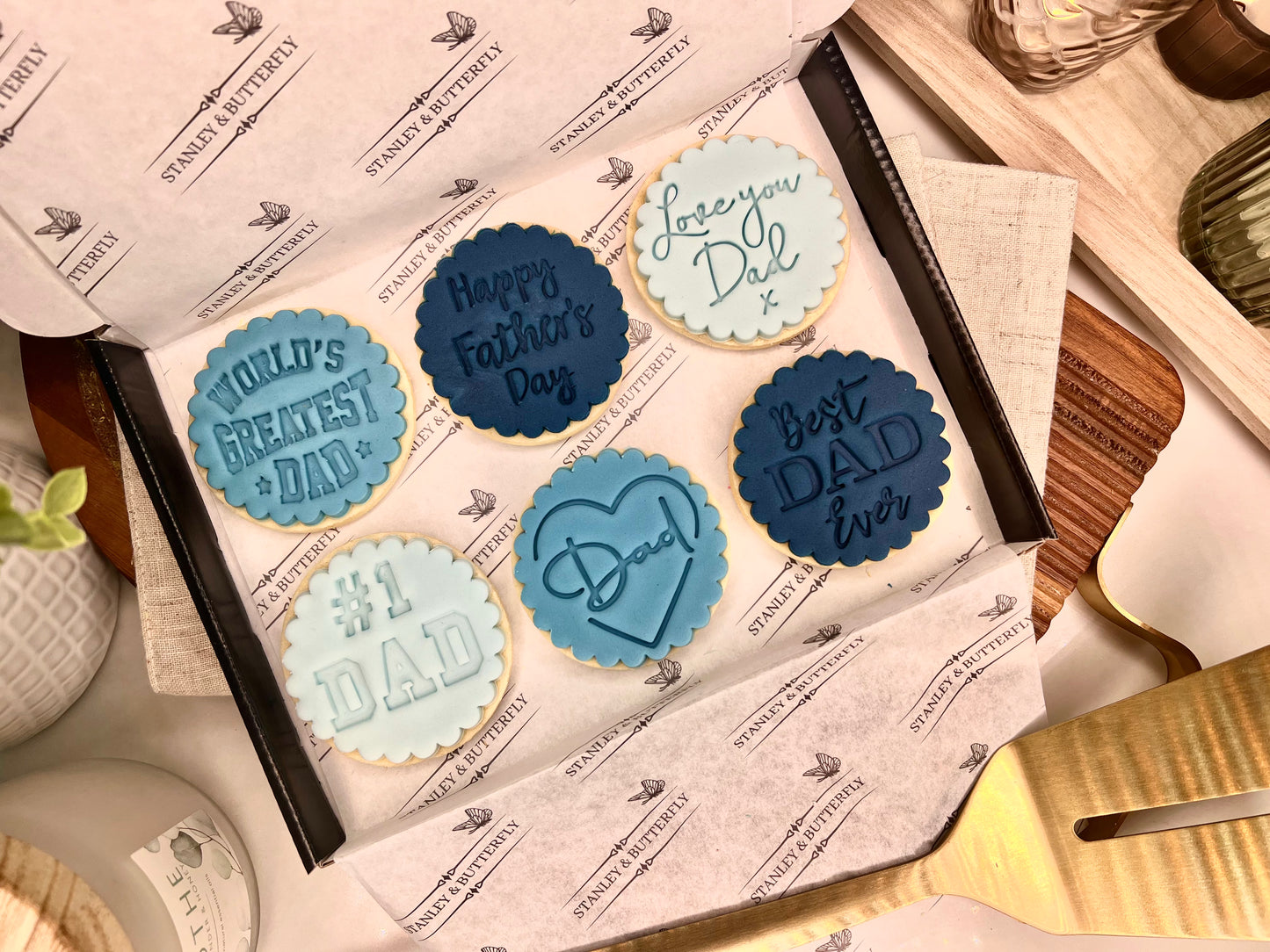 PREORDER 2024 | Bespoke Fathers Day Biscuits In Gift Box - Blue