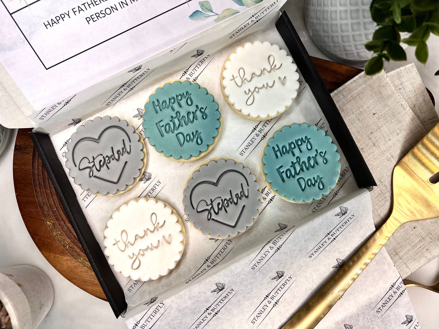 PREORDER 2024 | Bespoke Fathers Day Biscuits In Gift Box - Step Dad